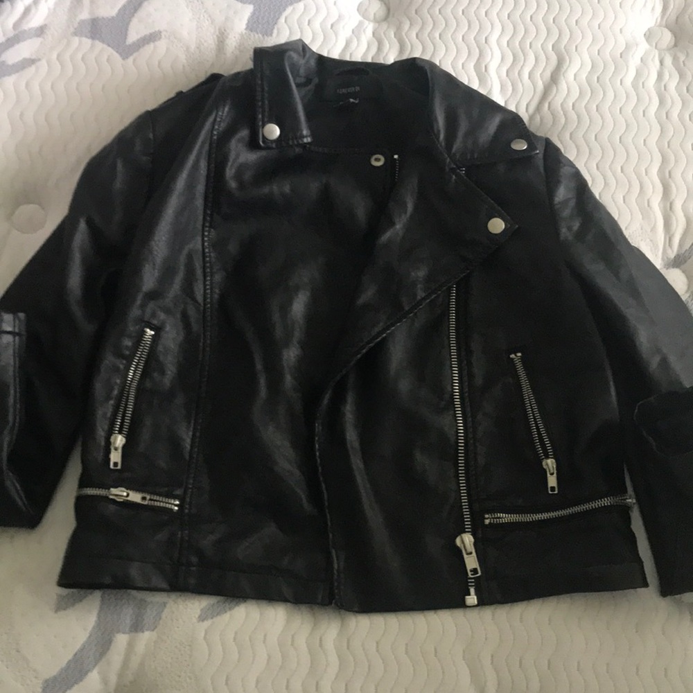 Faux leather jacket 🧥